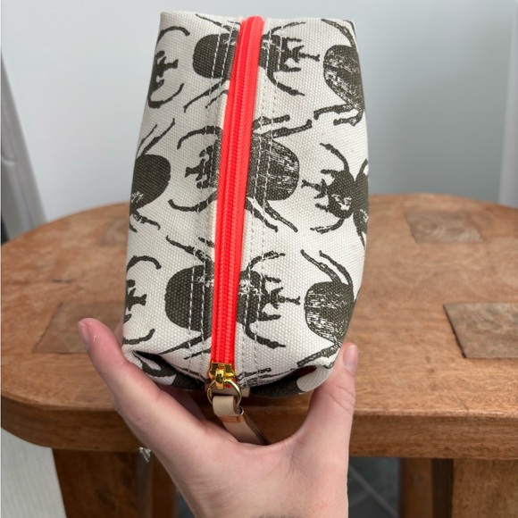 India Hicks - small beetle cosmetic bag - gently used - Picture 3 of 4